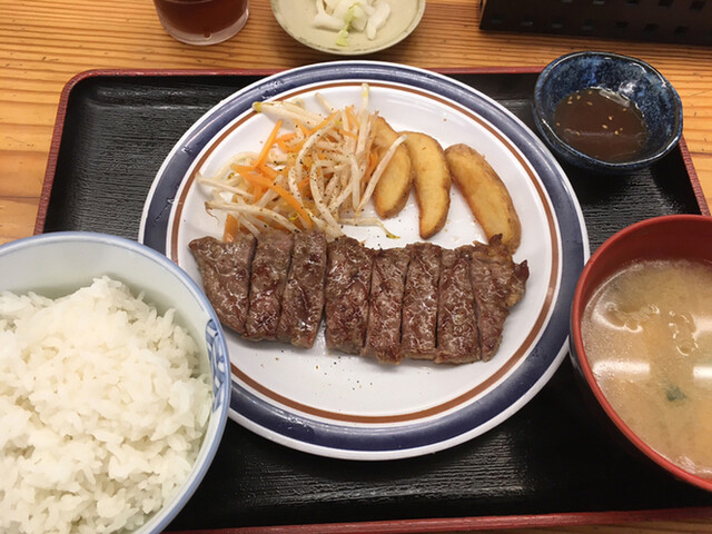 牛心 駅前店的實拍高清圖