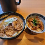 らぁめん銀波露 札幌手稲店的实拍图