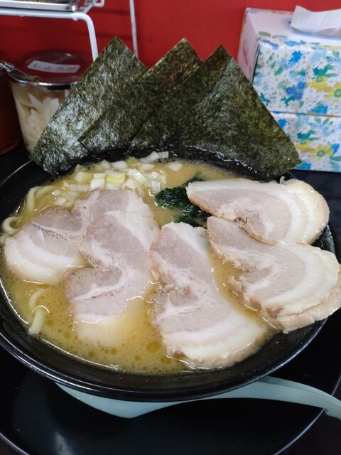 横浜家系ラーメン 武石家的實拍高清圖