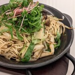 焼きそばとハイボール パック 京都タワーサンド店的实拍图
