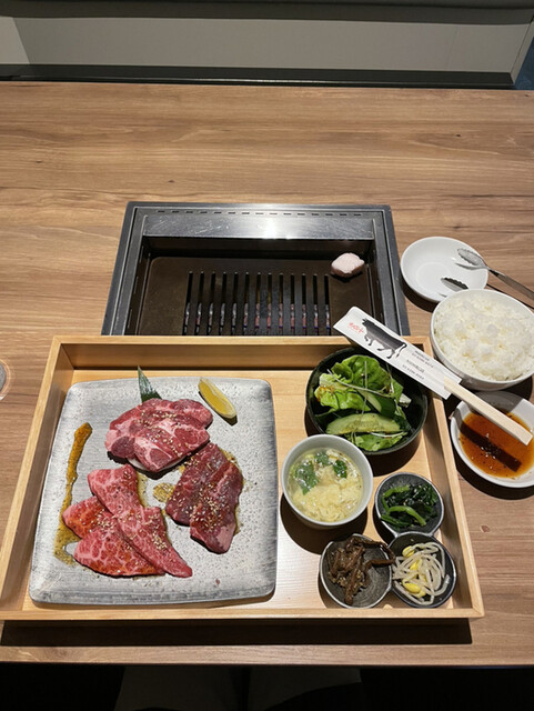 焼肉グレート 神田ROOM店的實拍高清圖