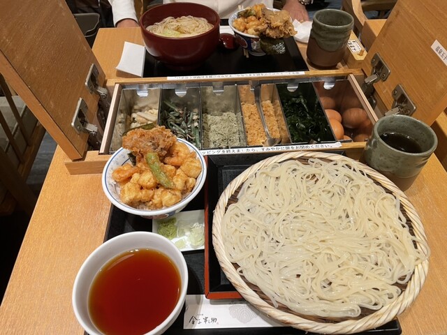 稲庭うどんとめし 金子半之助 コレド室町店的實拍高清圖