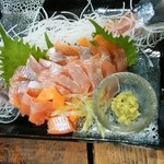 炉ばたカニ鮮的实拍图