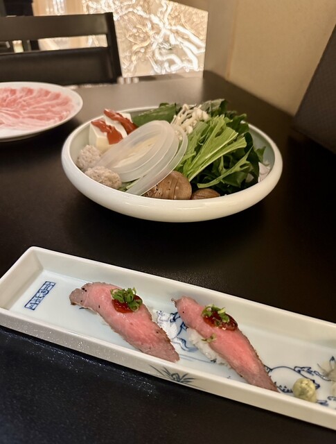 京都つゆしゃぶCHIRIRI 大阪梅田茶屋町店的實拍高清圖