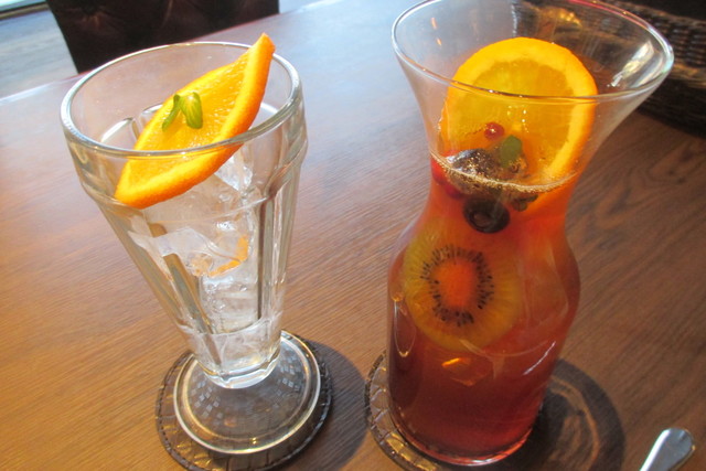 星乃珈琲店 国立駅前店的实拍高清图