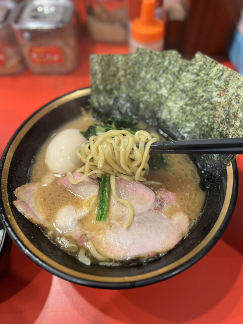 横浜家系総本山 吉村家直系店 ラーメン内田家的實拍高清圖
