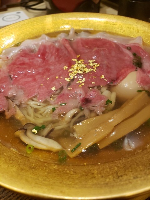 松阪牛ラーメン 一人しゃぶしゃぶ 松虎的實拍高清圖