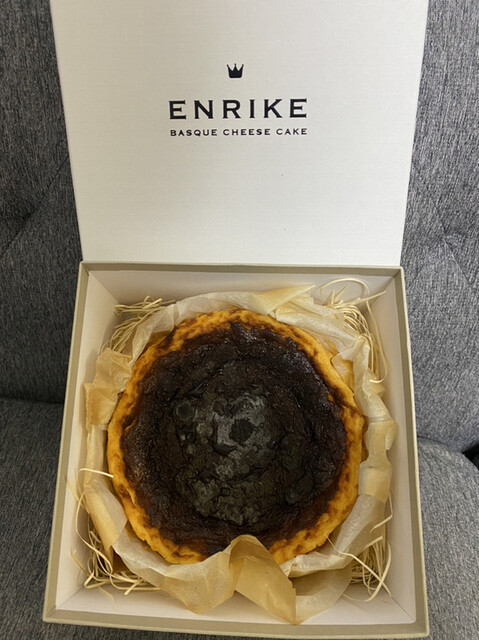 recommendations image for BASQUE CHEESE CAKE ENRIKE