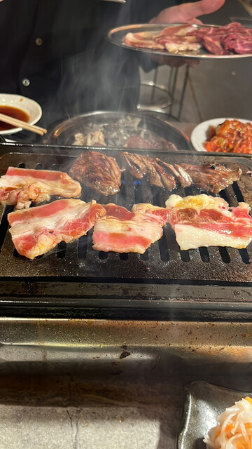 焼肉・ホルモン酒場 肉乃山 錦糸町店的實拍高清圖
