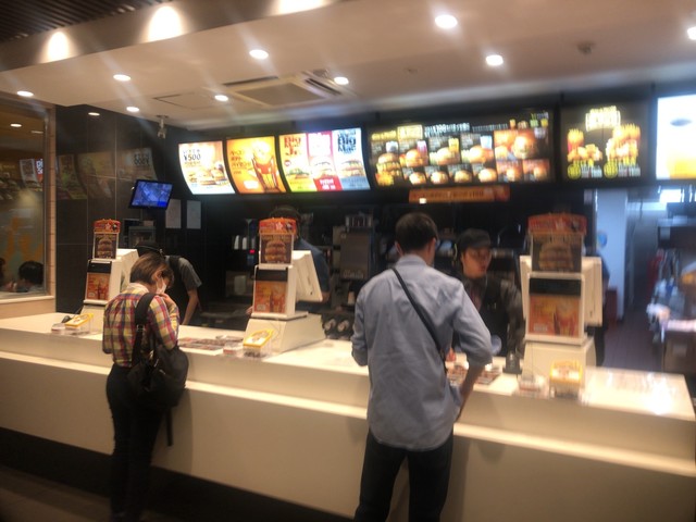 マクドナルド 外環勧修寺店的实拍高清图
