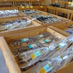 岬の市場的实拍图