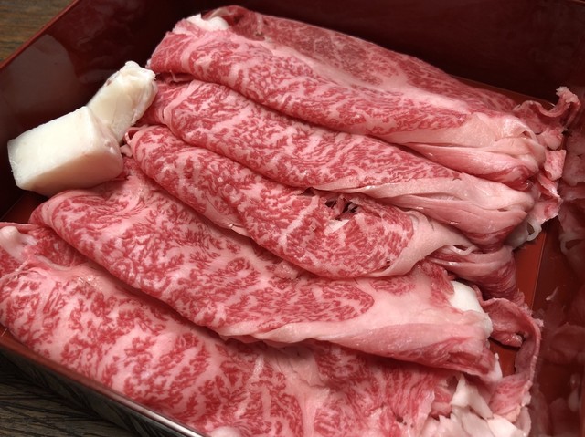 牛兆的實拍高清圖