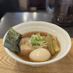 サッポロ ラーメン ハチ的实拍图