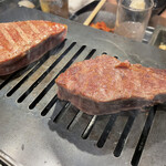 A5肉十八番店的实拍图