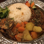 天竺伽哩 AKASHA 京橋本店的實拍圖