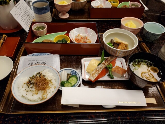 日本料理　嵯峨野的实拍高清图