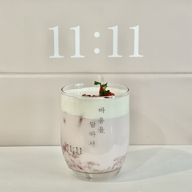 カフェ イレブン的實拍高清圖
