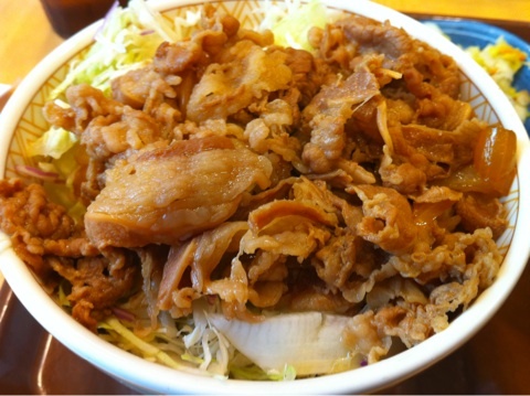 すき家 鶯谷店的實拍圖