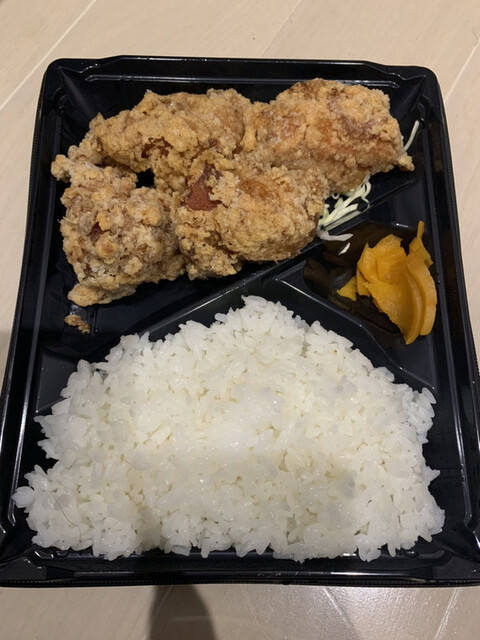 から揚げ専門店 とりサブロー 足立谷在家店的實拍高清圖