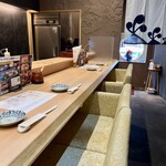元祖ぶっち切り寿司 魚心 心斎橋店的實拍圖