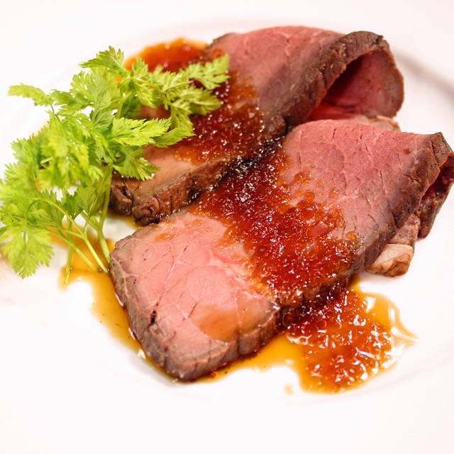 show restaurant nest 新宿店的實拍高清圖
