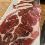 幸せの焼肉食べ放題 かみむら牧場 堺もず泉北1号線店的實拍圖