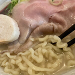 僕は麺だけを傷つけない的实拍图