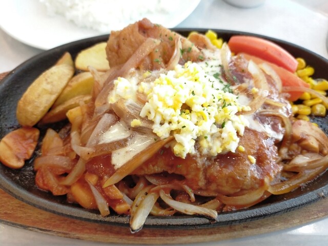 レストランカフェ・地球こうさてん的实拍高清图