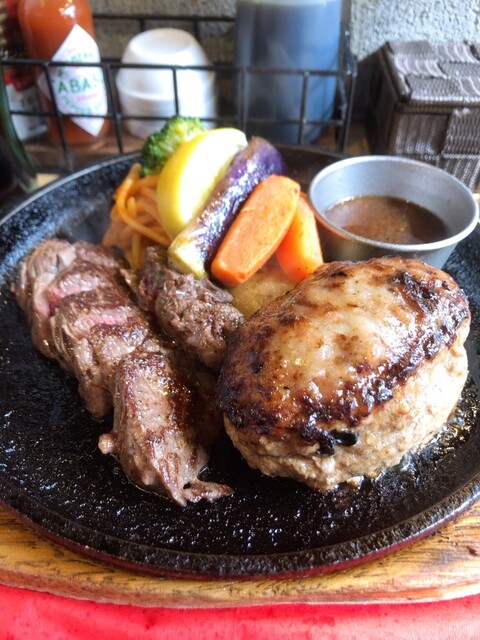 ステーキ＆ハンバーグ ひげ 札幌南5条本店的实拍高清图