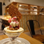 recommendations for 夜パフェ専門店パフェテリア　ベル