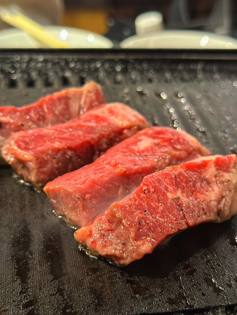 ステーキ居酒屋300B ONE 新宿店的實拍高清圖
