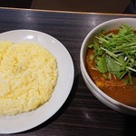 ネパールのカレー屋さん 新琴似店的实拍图