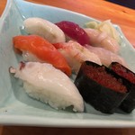 町の寿し 本店的实拍图