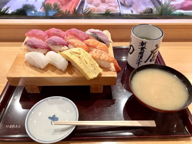 初音鮨本店的實拍高清圖