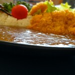 まるみ食堂的實拍圖