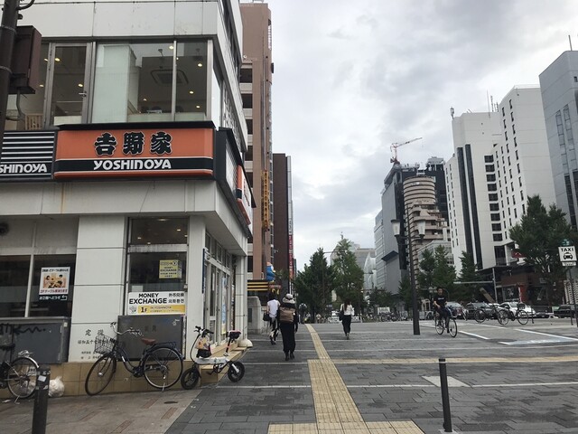 吉野家 御堂筋難波店的实拍高清图