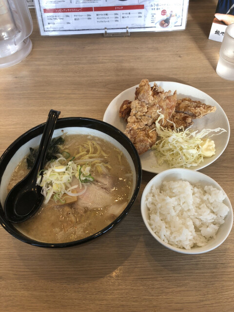 麺や 虎鉄 北50条店的實拍高清圖