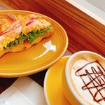 recommendations for 三日月屋 春吉店