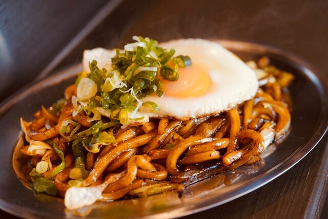 ホルモン焼きうどん 夕凪的实拍高清图