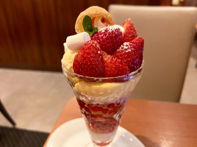 デニーズ 新宿中央公園店‎的实拍高清图