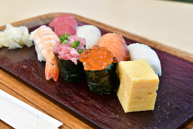 魚がし日本一 羽田空港国際線ターミナルTOKYO SKY KITCHEN店的實拍高清圖