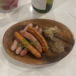 OYSTER&Bistro 魚秀 代々木八幡店的實拍圖