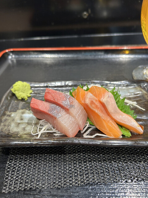 海鮮丼の駅前 阪神梅田店的实拍高清图