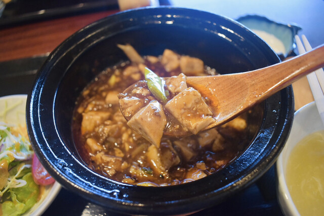 中国料理 かしの木的实拍高清图