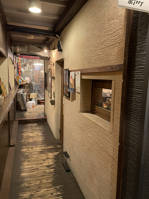 バール エ ターヴォラ カルダ ラ・ジョストラ的实拍高清图