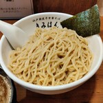江戸前煮干中華そば きみはん 総本店的实拍图