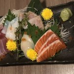 八坂 銀座店的实拍图