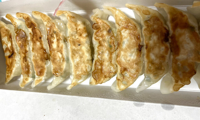 551蓬莱 JR大阪駅御堂筋口店的實拍高清圖