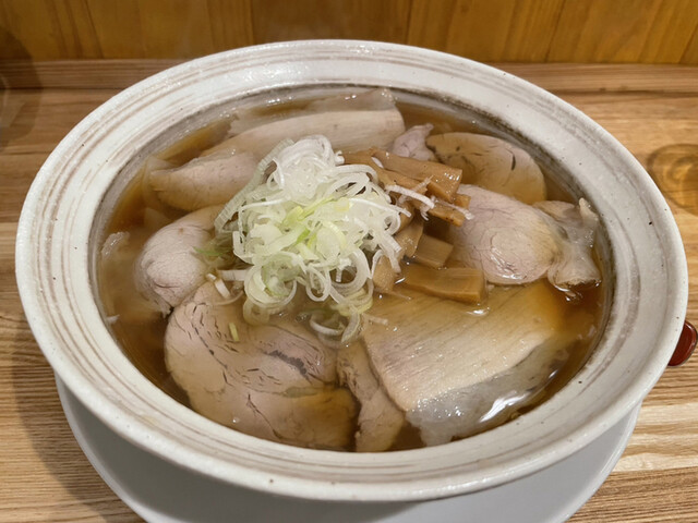 ワンタンメンの満月 三鷹店的实拍高清图