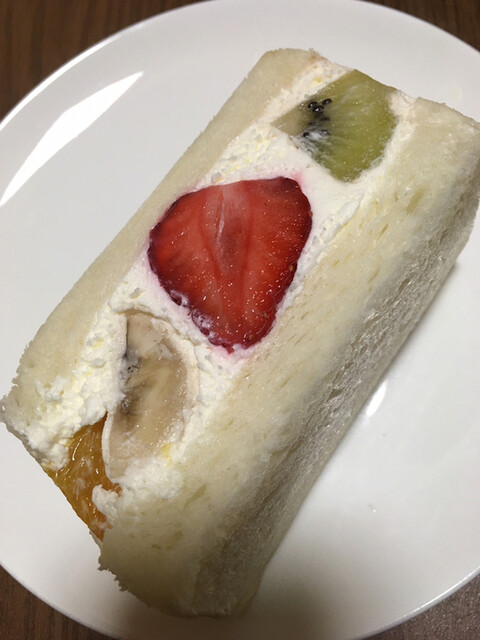 食ぱん 四二八 久留米すわの店的实拍高清图